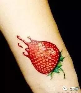 网红吃瓜纹身图案图片,潮流与个性的完美融合