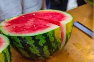 网爆吃瓜 大学,大学生群体现象解析