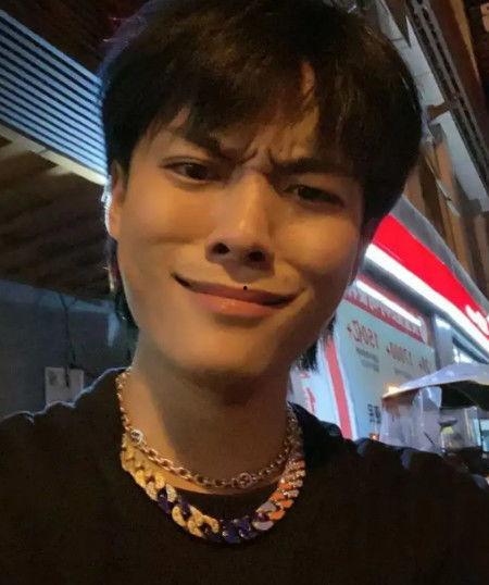 吃瓜网红小杨哥是谁呀图片,网络红人的崛起之路