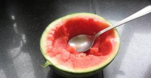 暗网吃瓜,一场惊心动魄的“吃瓜”之旅