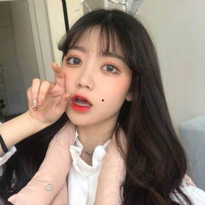 吃瓜网红照片头像女,揭秘网红照片头像背后的故事