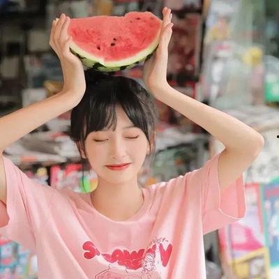 吃瓜网女生,揭秘网络红人的幕后生活