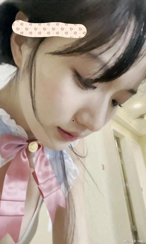 吃瓜视频网红美女是谁,揭秘吃瓜视频网红美女之谜