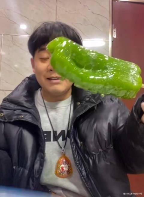 网红必须死吃瓜的雪诺,网红吃瓜达人，揭秘娱乐圈幕后真相