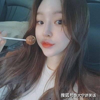 网红吃瓜搞笑头像女生